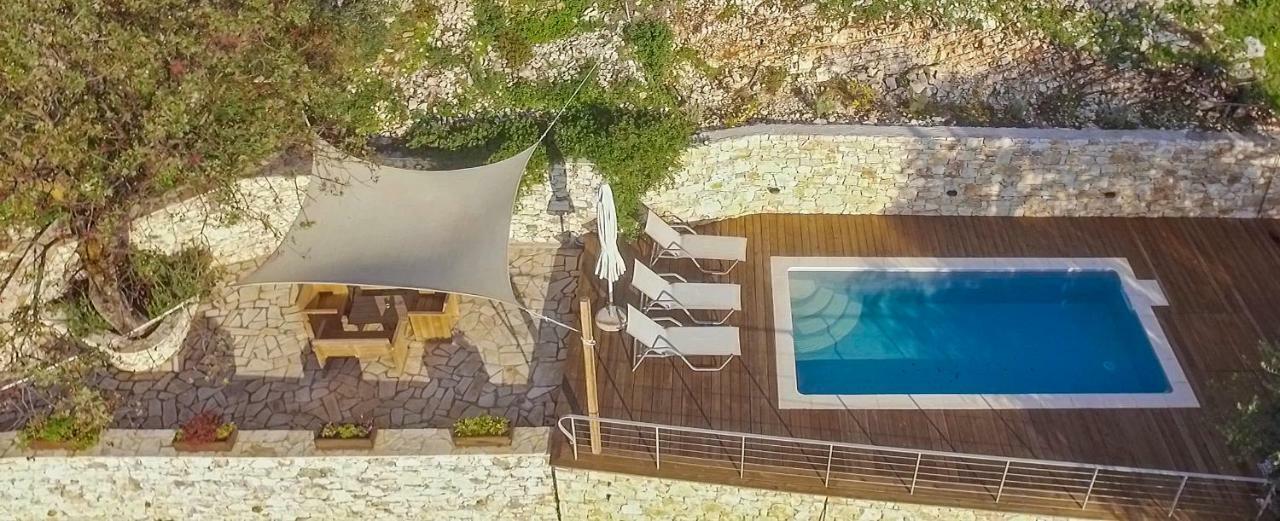 Castelli Olive Press Guest House Acharavi  Ngoại thất bức ảnh