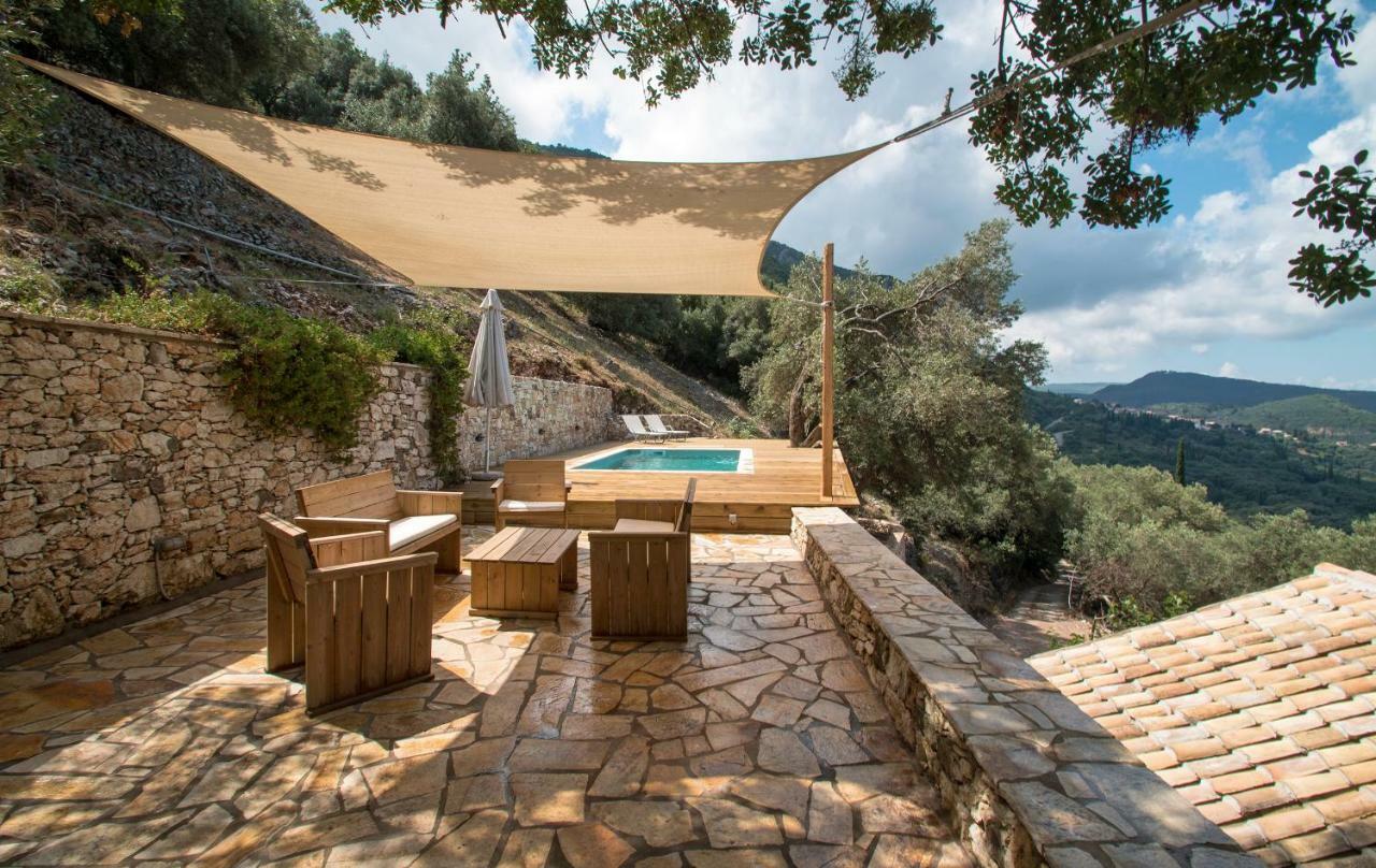 Castelli Olive Press Guest House Acharavi  Ngoại thất bức ảnh